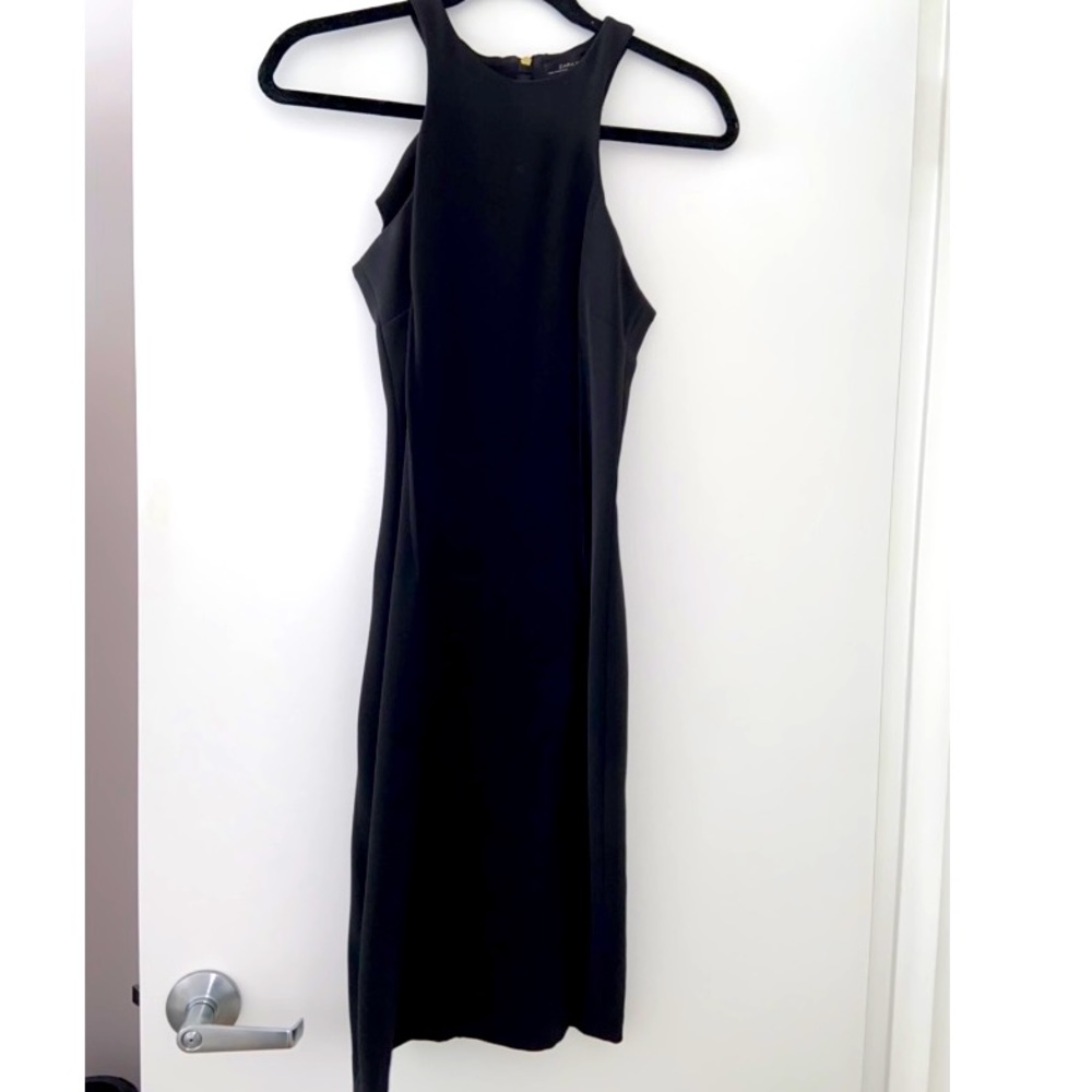 Zara BodyCon Back zipper gold tone curve hugging sexy dress cinched waist LBD